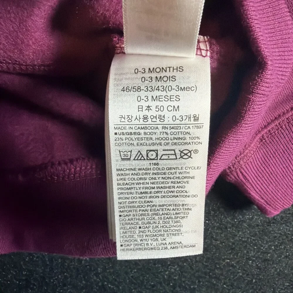 Gap Pullover Sweatshirt - 0-3 Months -N18